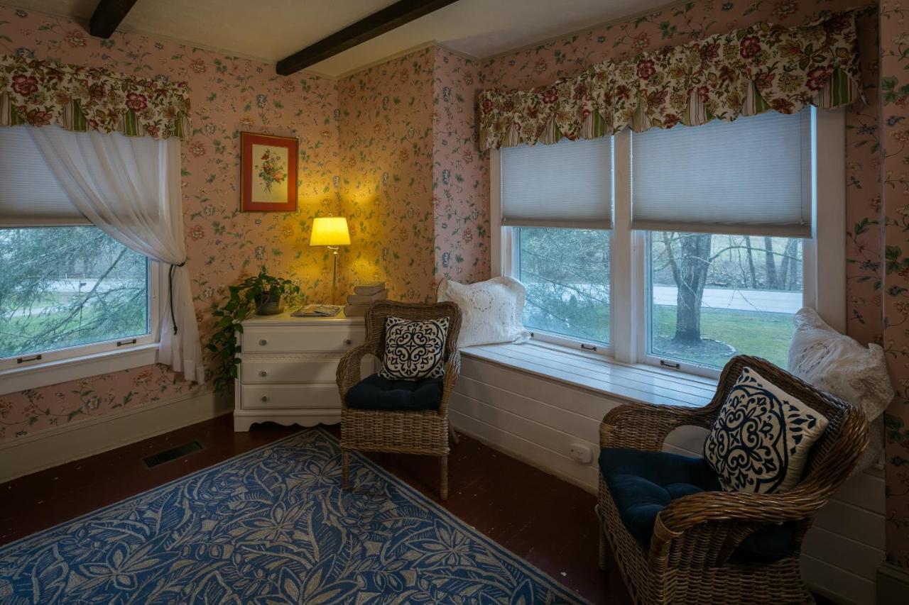 Taylor House Inn Баннер-Элк Экстерьер фото