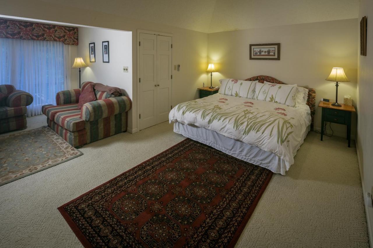 Taylor House Inn Баннер-Элк Экстерьер фото